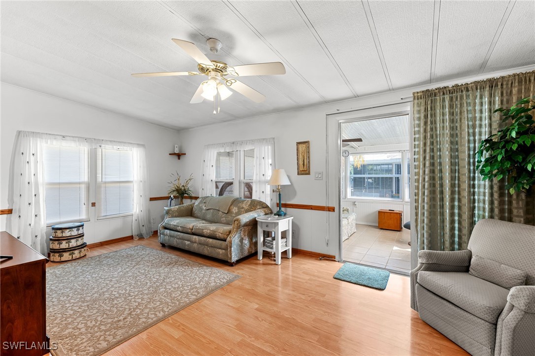 2 Bed ManufacturedHome for Sale in Naples, FL, $159,000 — photo 7