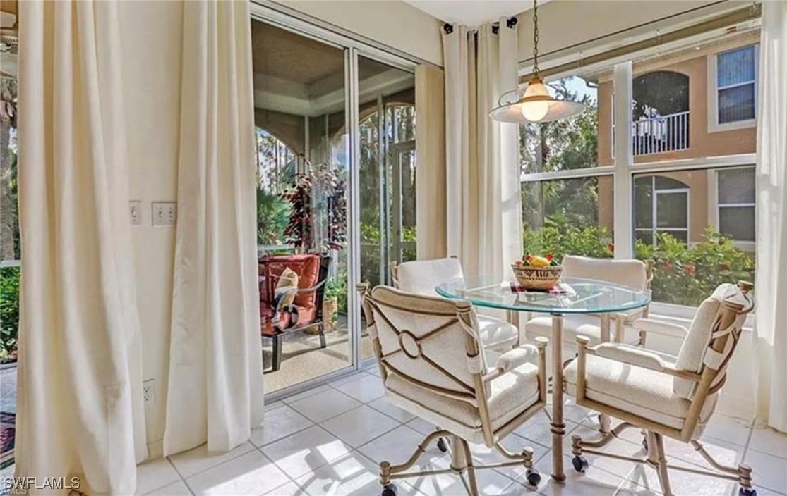 2 Bed Condominium for Sale in Cypress Walk, photo 7