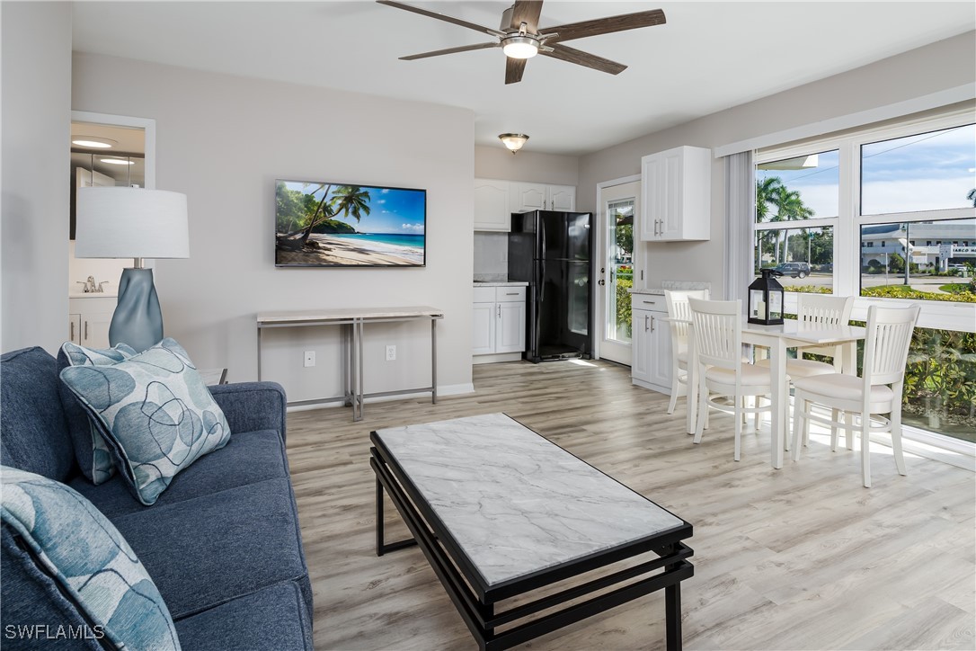 2 Bed Condominium for Sale in Seabreeze, FL, $279,000 — photo 7