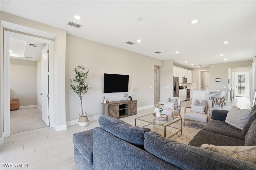 3 Bed SingleFamilyResidence for Sale in Estero, photo 7