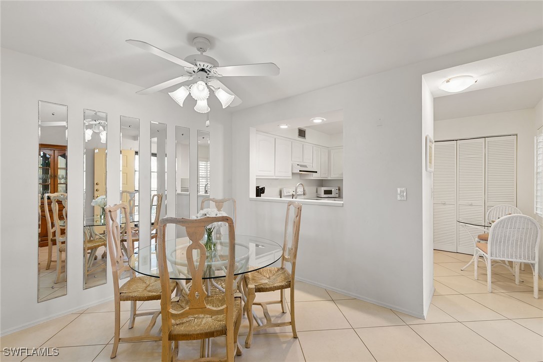 2 Bed Condominium for Sale in Foxmoor, FL, $255,000 — photo 7