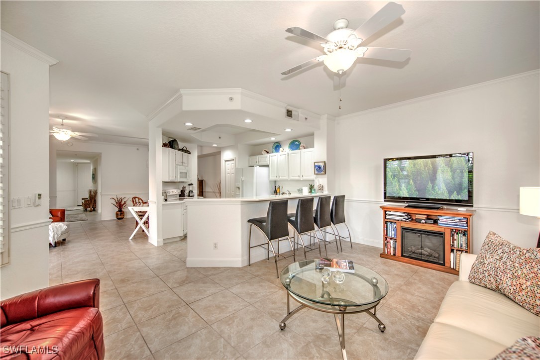 2 Bed Condominium for Sale in Whisper Trace, photo 7