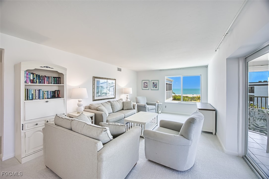 2 Bed Waterfront Home for Sale in Sanibel, photo 7