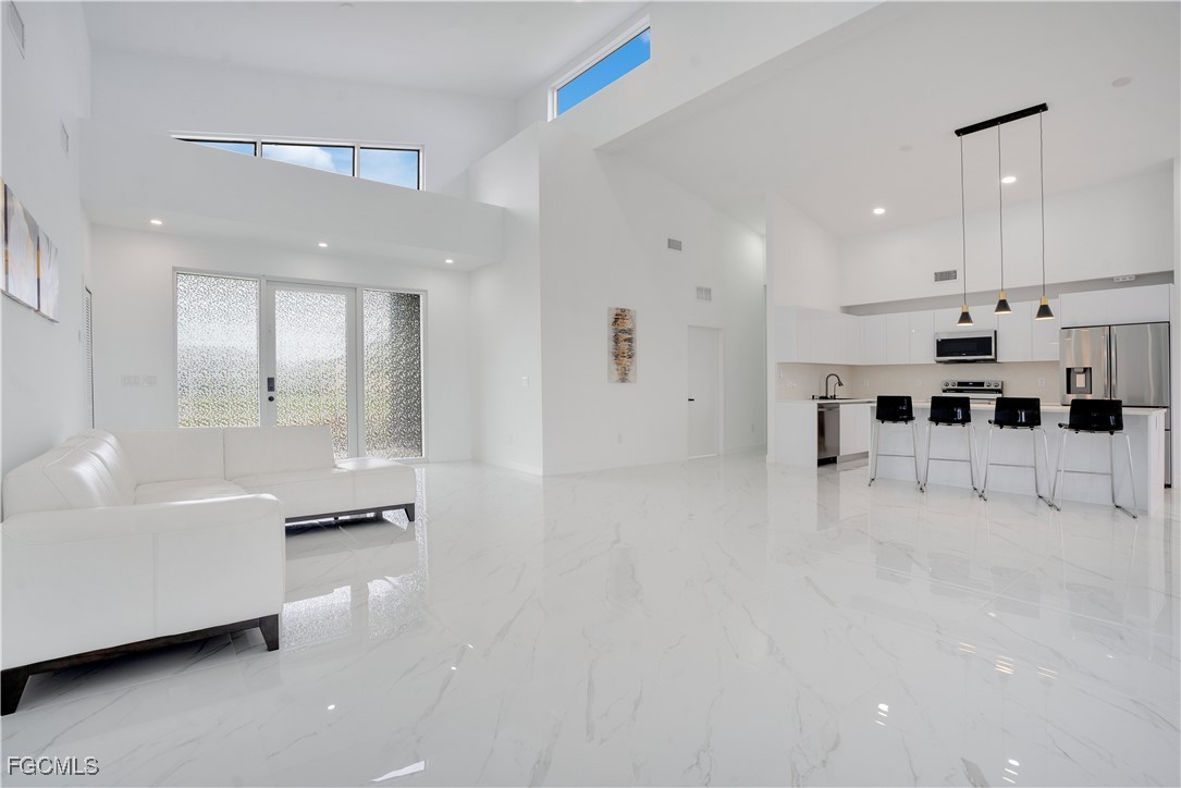 4 Bed Pool Home for Sale in Cape Coral, photo 7