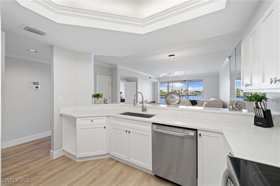 3 Bed Waterfront Home for Sale in Naples, FL, $1,749,000 — photo 7