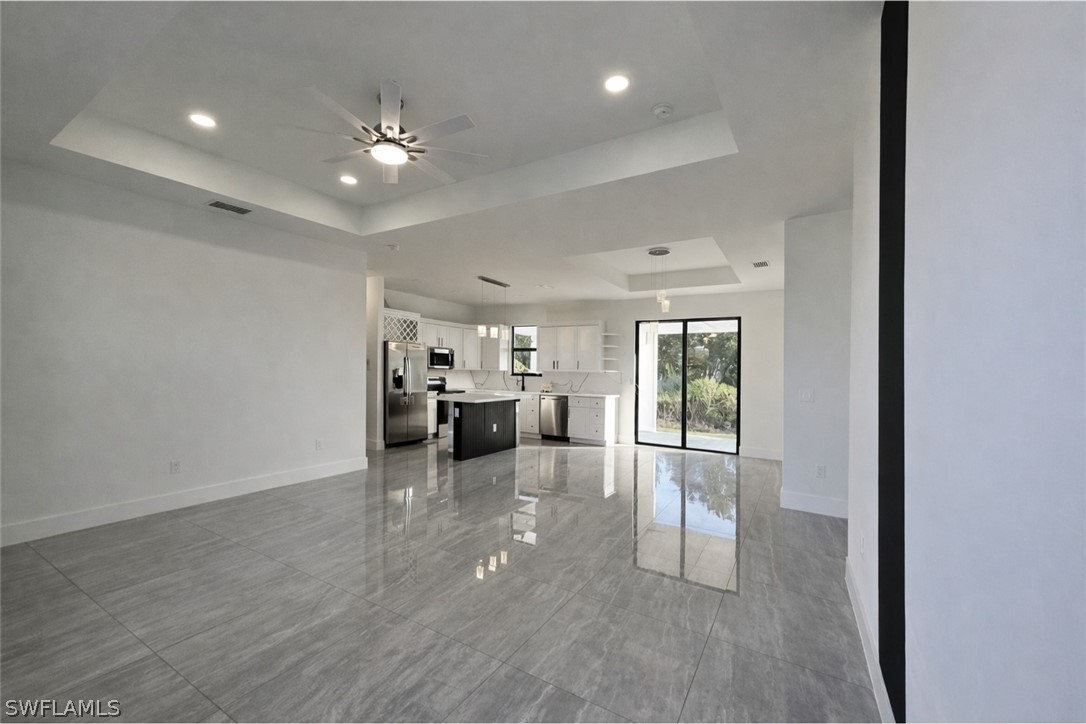 3 Bed SingleFamilyResidence for Sale in Lehigh Acres, photo 7