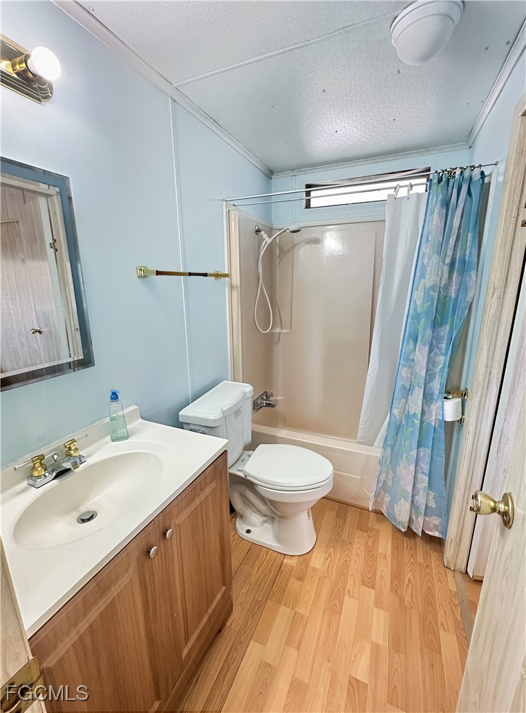 2 Bed ManufacturedHome for Sale in Fort Myers, FL, $89,900 — photo 7