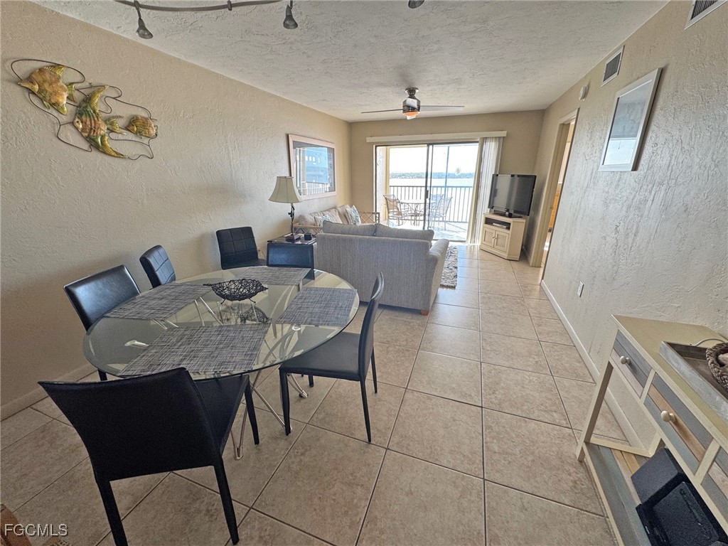 2 Bed Pool Home for Sale in Carlos Pointe, FL, $469,900 — photo 7