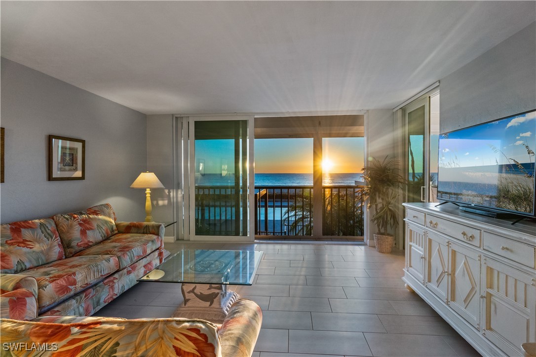 2 Bed Waterfront Home for Sale in Seascape Condo, FL — photo 7