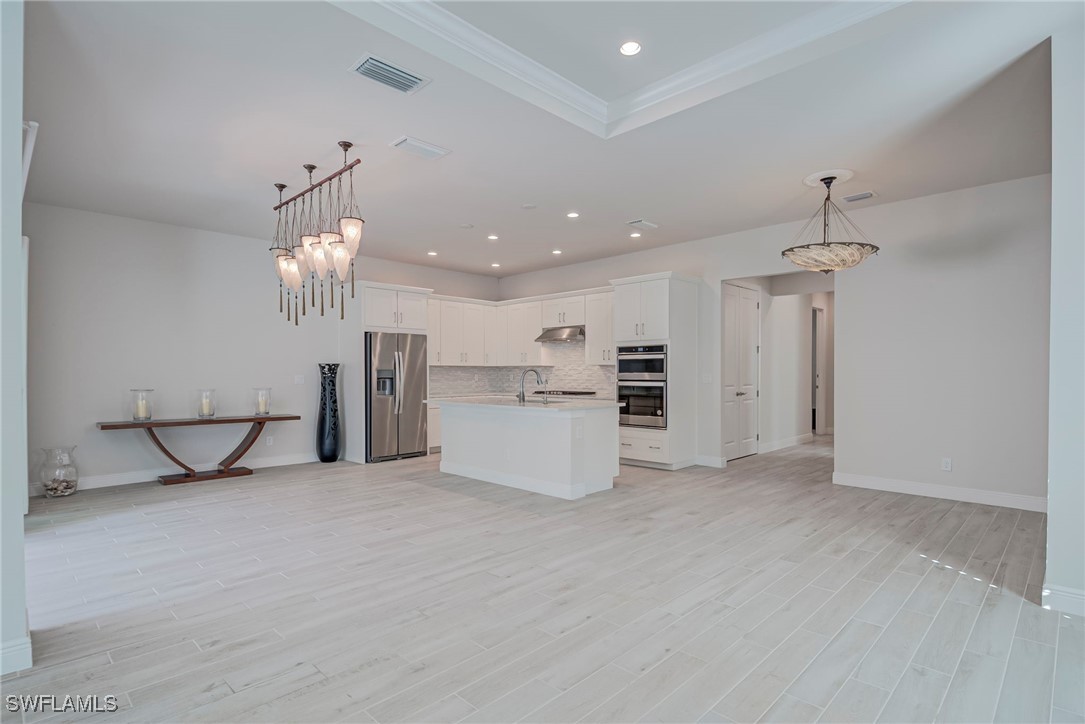 2 Bed Attached for Sale in Naples, photo 7