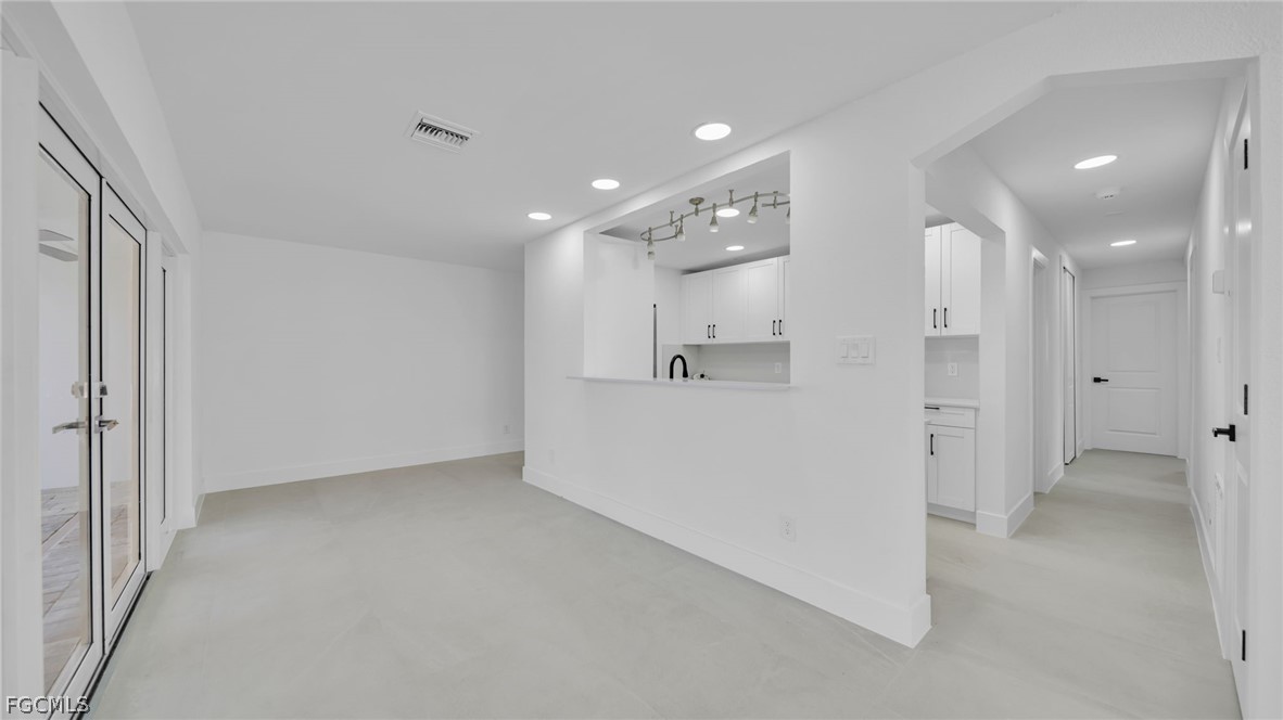 3 Bed Pool Home for Sale in Sandarac 2, photo 7