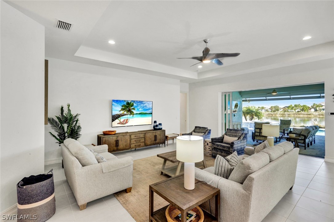 3 Bed Pool Home for Sale in Naples, photo 7