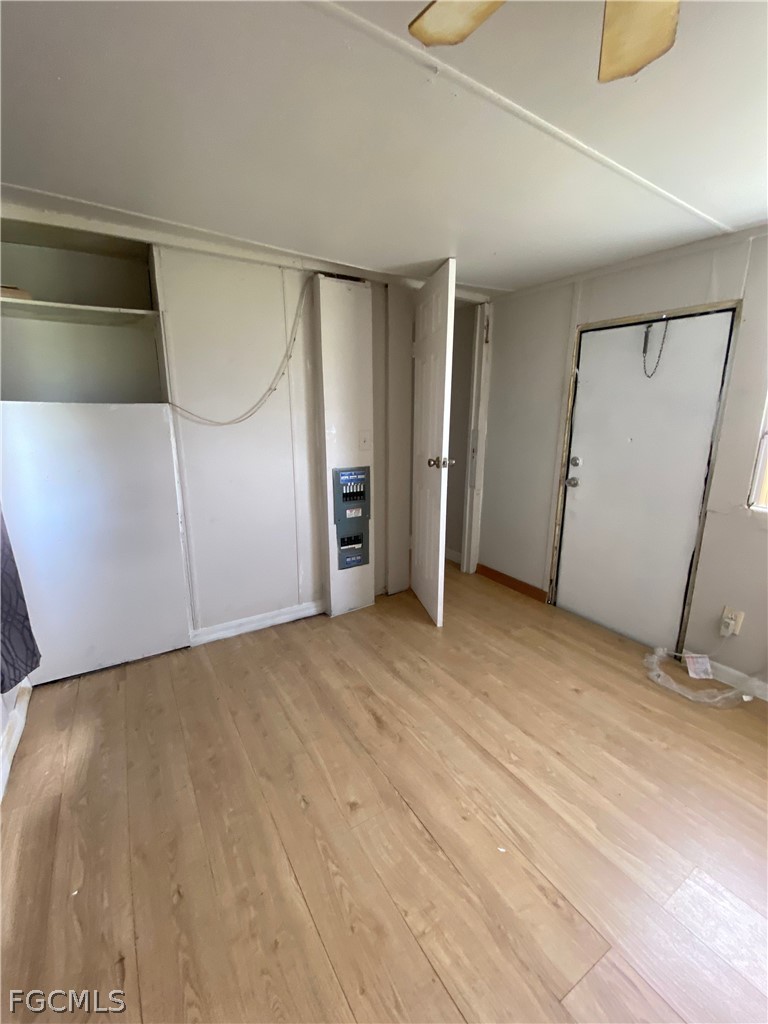 2 Bed ManufacturedHome for Sale in North Fort Myers, photo 7