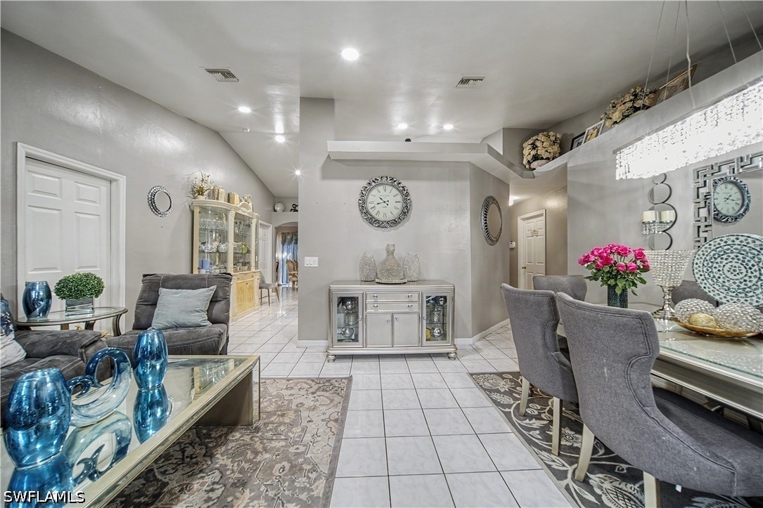 4 Bed SingleFamilyResidence for Sale in Naples, photo 7