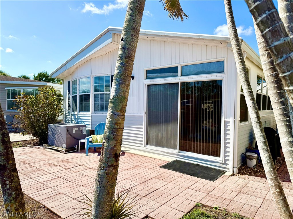 1 Bed ManufacturedHome for Sale in Naples, FL, $125,000 — photo 7