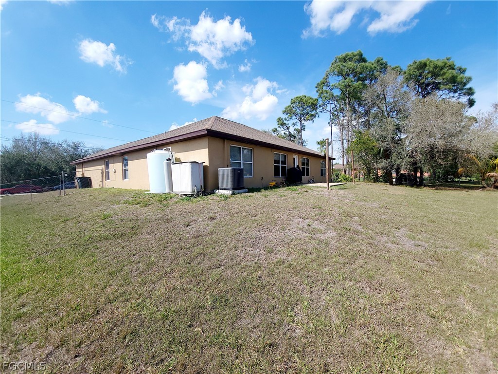 4 Bed SingleFamilyResidence for Sale in Lehigh Acres, photo 7