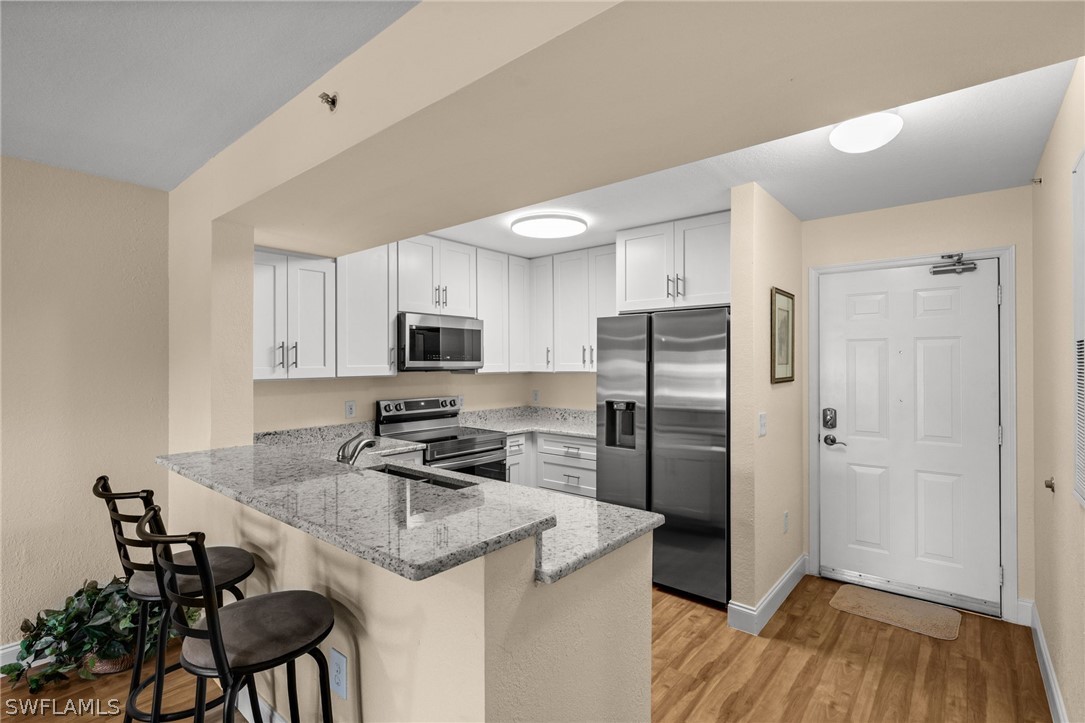 2 Bed Condominium for Sale in Naples, photo 7