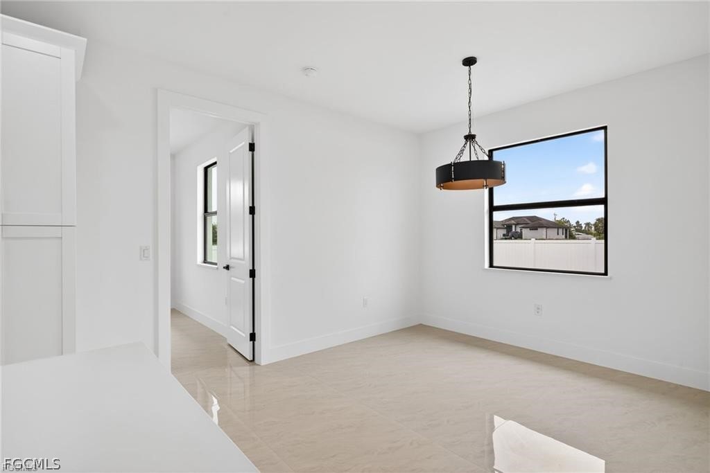 3 Bed SingleFamilyResidence for Sale in Lehigh Acres, photo 7