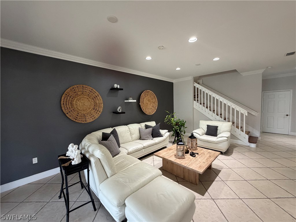 3 Bed SingleFamilyResidence for Sale in Naples, FL, $450,000 — photo 7