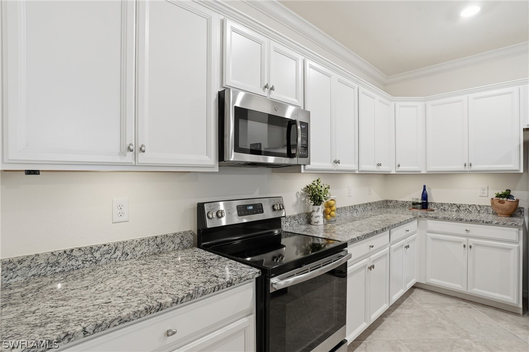 4 Bed SingleFamilyResidence for Sale in Naples, photo 7
