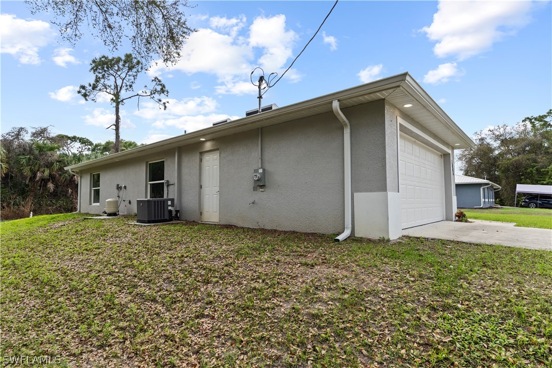 3 Bed SingleFamilyResidence for Sale in Lehigh Acres, photo 7