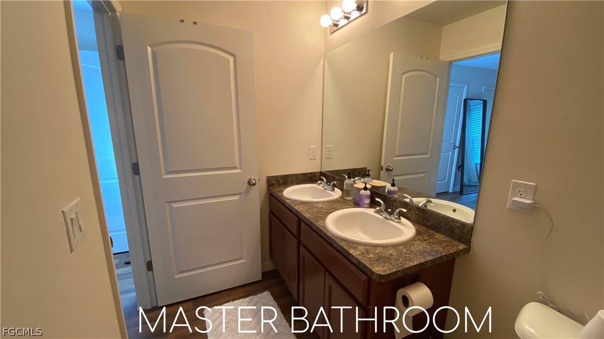 3 Bed SingleFamilyResidence for Sale in Lehigh Acres, photo 7