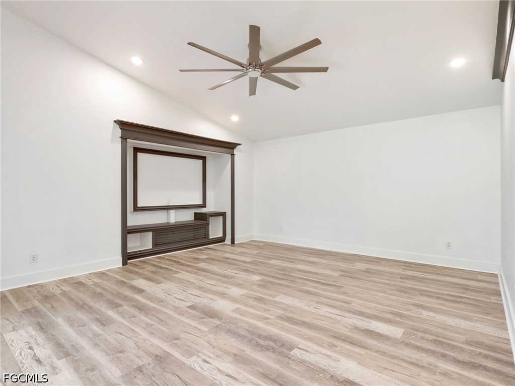3 Bed SingleFamilyResidence for Sale in Stoneybrook, FL — photo 7