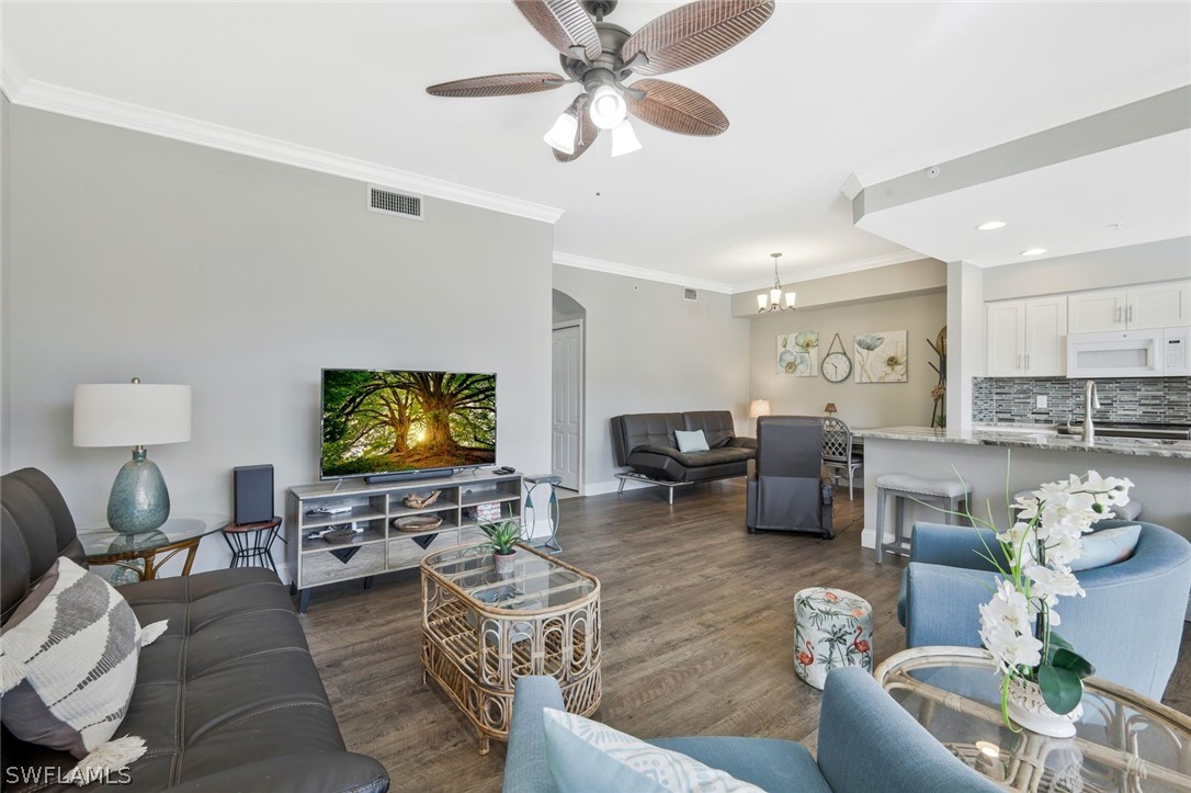 2 Bed Condominium for Sale in Barletta, FL, $255,000 — photo 7