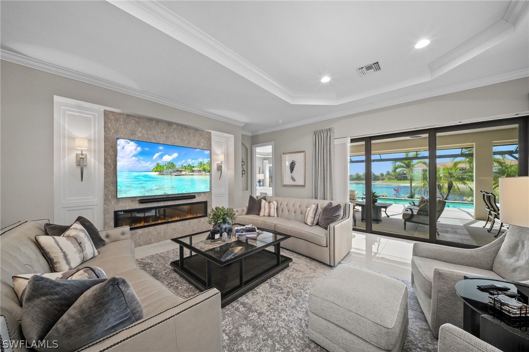 4 Bed Pool Home for Sale in Esplanade, photo 7
