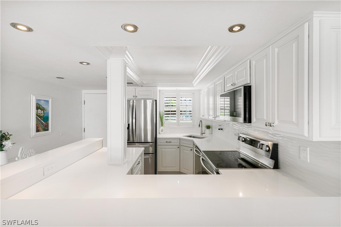 2 Bed Waterfront Home for Sale in Marco Island, photo 7