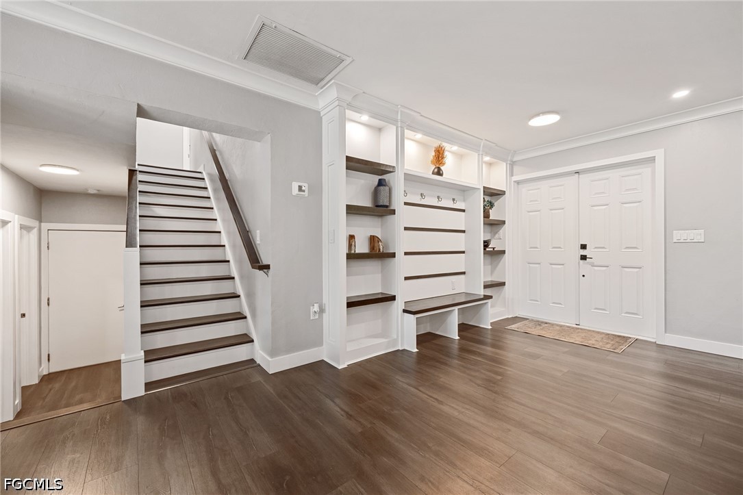 4 Bed SingleFamilyResidence for Sale in Buckingham, FL — photo 7