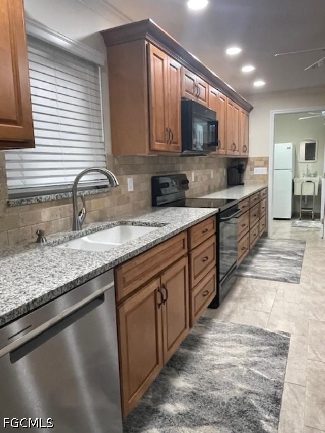 2 Bed Attached for Sale in Fort Myers, photo 7