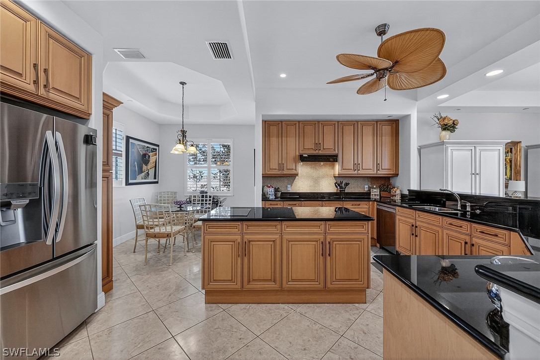 3 Bed Waterfront Home for Sale in Naples, photo 7