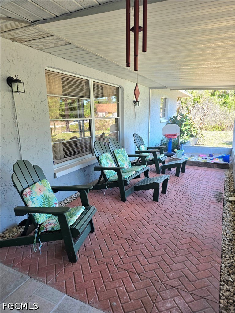3 Bed SingleFamilyResidence for Sale in Lehigh Acres, photo 7
