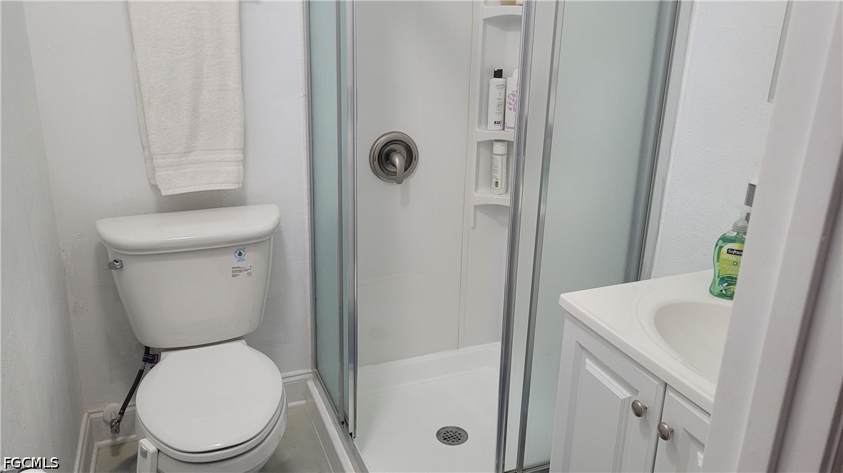 2 Bed Waterfront Home for Sale in Belle Aire Lagoon, photo 7