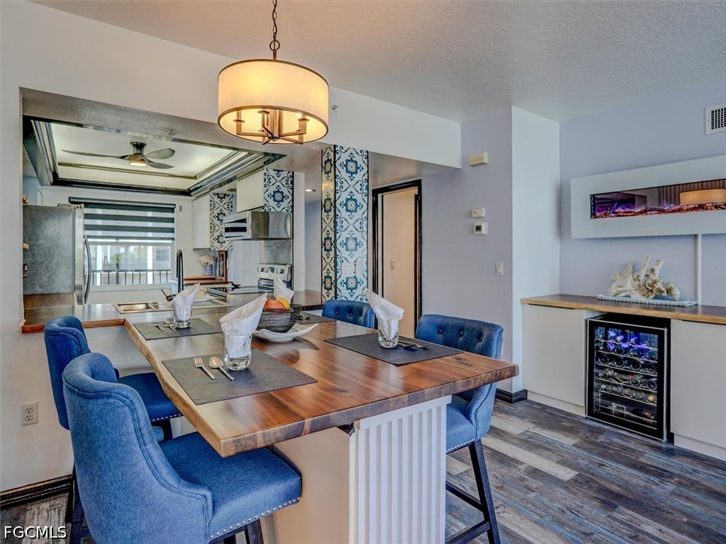 2 Bed Waterfront Home for Sale in Hibiscus Pointe, FL — photo 7