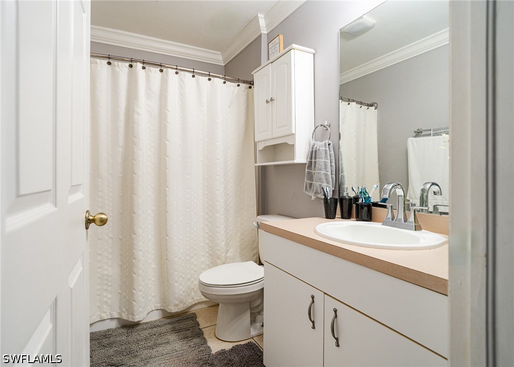 3 Bed SingleFamilyResidence for Sale in Naples, photo 7