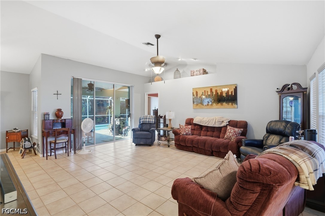 3 Bed Pool Home for Sale in San Carlos Park, photo 7