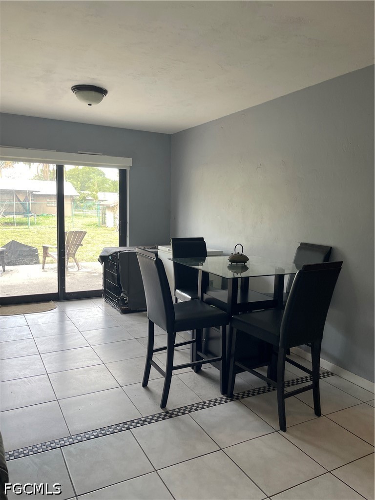3 Bed SingleFamilyResidence for Sale in Fort Myers, photo 7