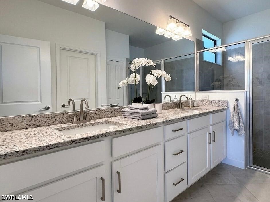 4 Bed Waterfront Home for Sale in Timber Creek, photo 7