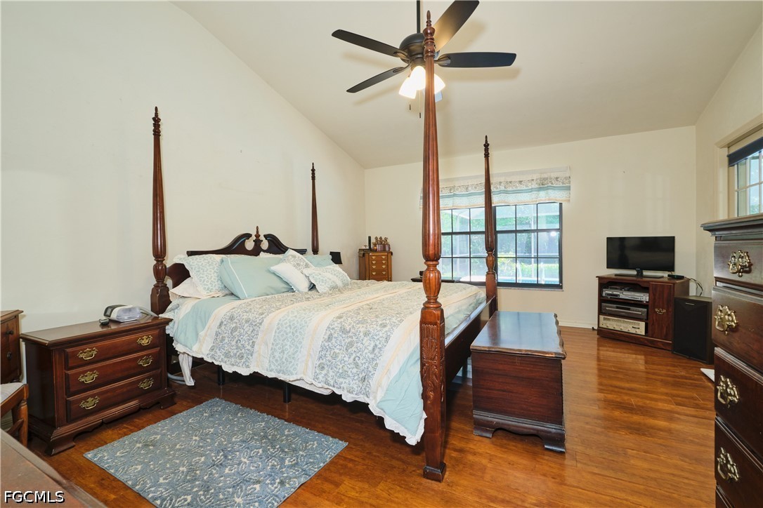 5 Bed Pool Home for Sale in Daughtreys Creek, FL — photo 7