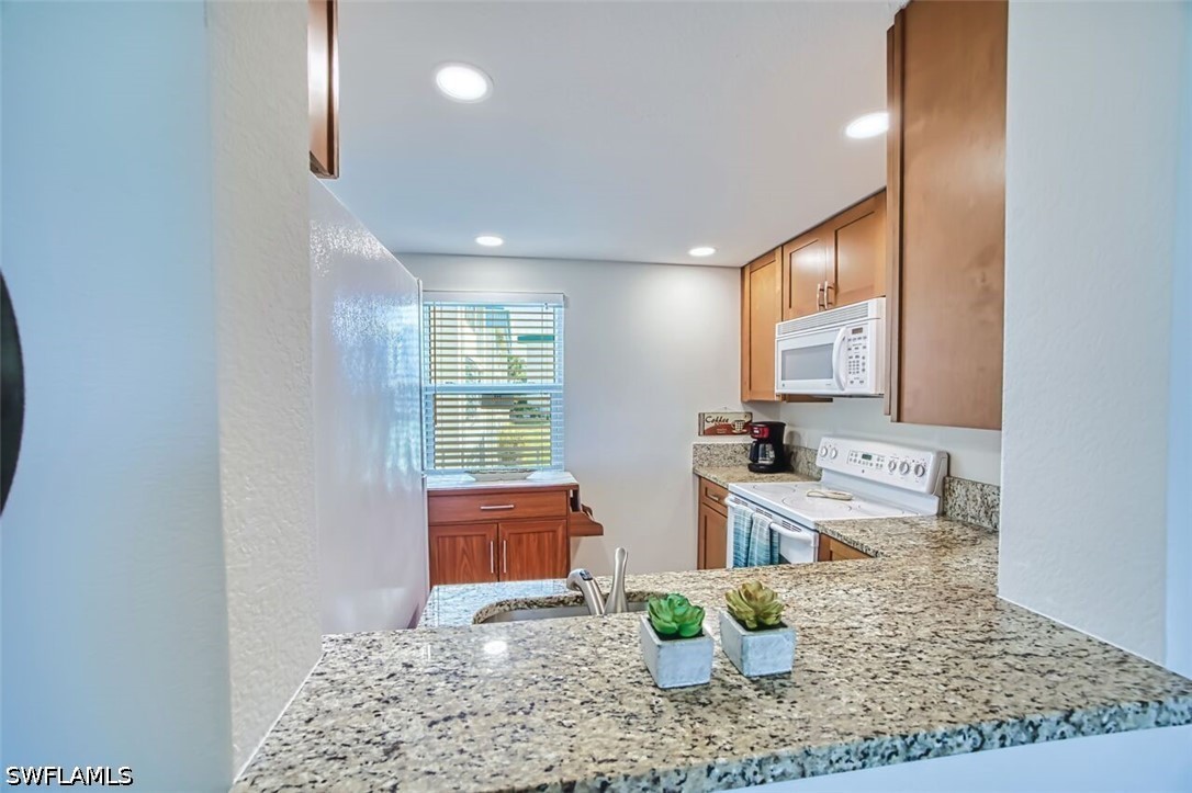 1 Bed Condominium for Sale in Seven Lakes, FL, $77,000 — photo 7