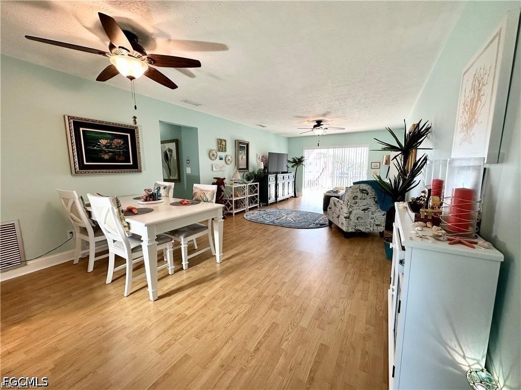 2 Bed Pool Home for Sale in Cape Coral, photo 7