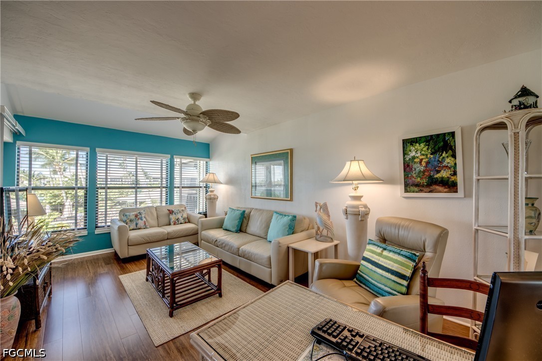2 Bed Pool Home for Sale in Bokeelia, photo 7