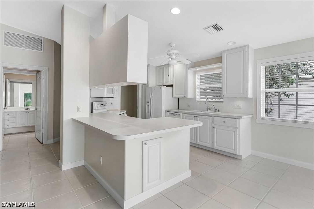 2 Bed Pool Home for Sale in Island Walk, photo 7