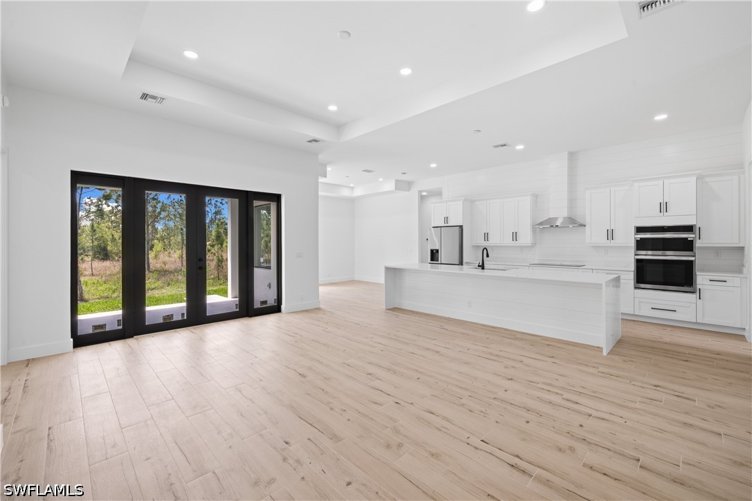 3 Bed SingleFamilyResidence for Sale in Naples, FL, $649,900 — photo 7