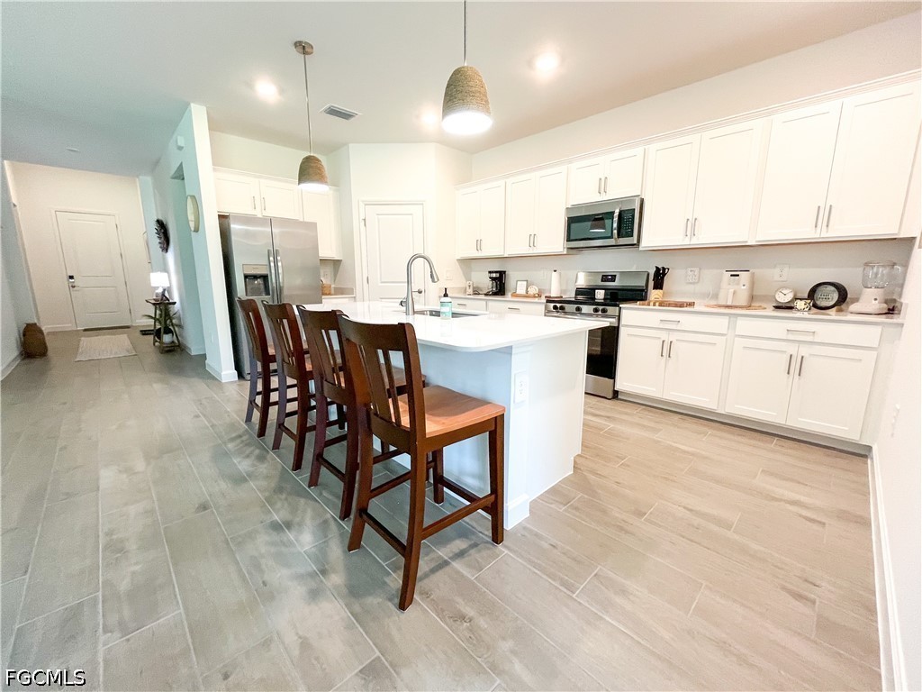 4 Bed SingleFamilyResidence for Sale in Timber Creek, photo 7