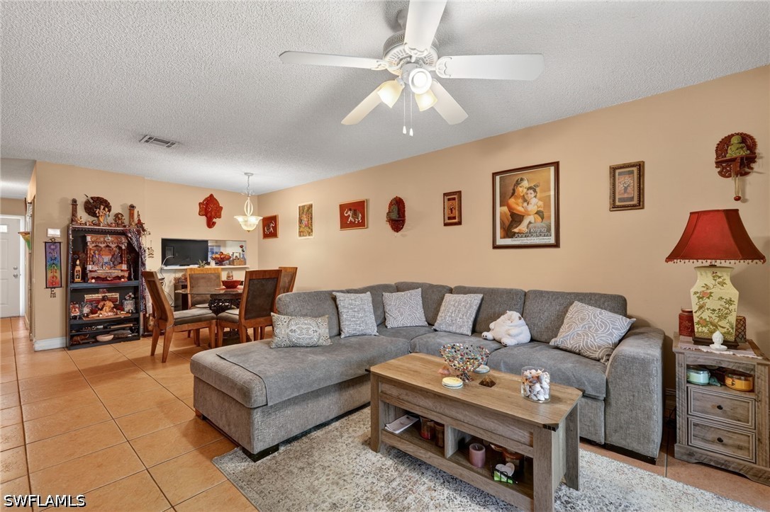 2 Bed Condominium for Sale in Naples, photo 7