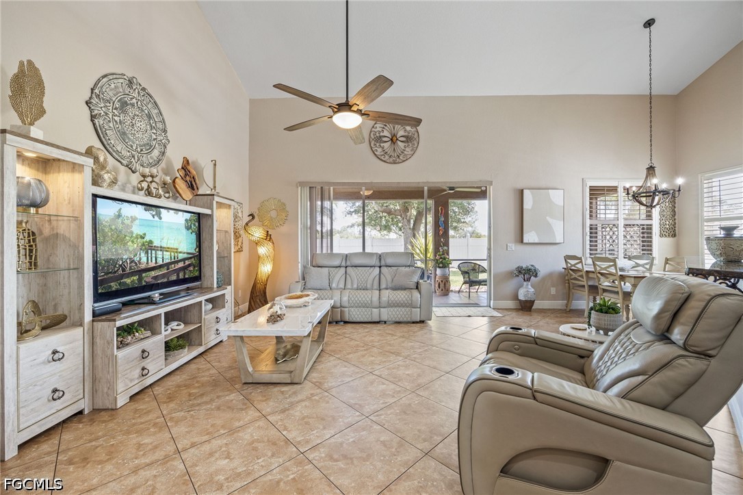 4 Bed SingleFamilyResidence for Sale in Cypress Cay, FL — photo 7