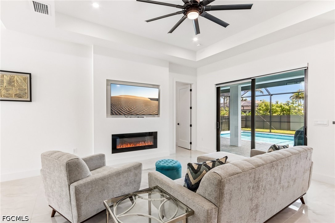 4 Bed Pool Home for Sale in Cape Coral, photo 7